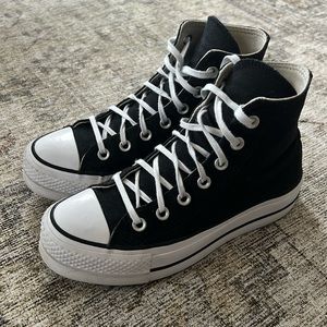 Converse Chuck Taylor All Star Lift Platform White 6 Women’s